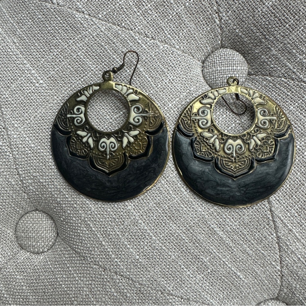 Boho Black and Gold Filigree Hoop Dangle Earrings